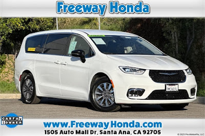 2024 Chrysler Pacifica Hybrid