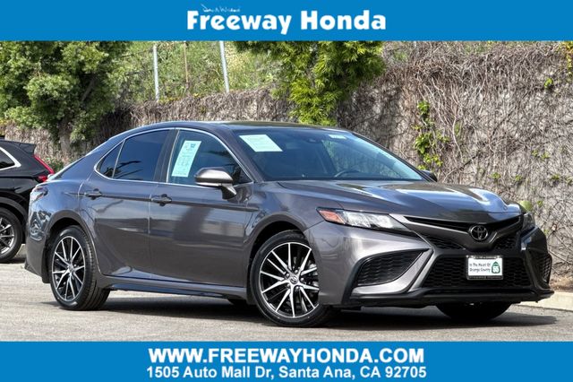 2023 Toyota Camry SE
