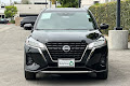 2022 Nissan Kicks SR