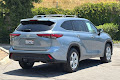 2020 Toyota Highlander LE