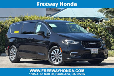 2024 Chrysler Pacifica Hybrid